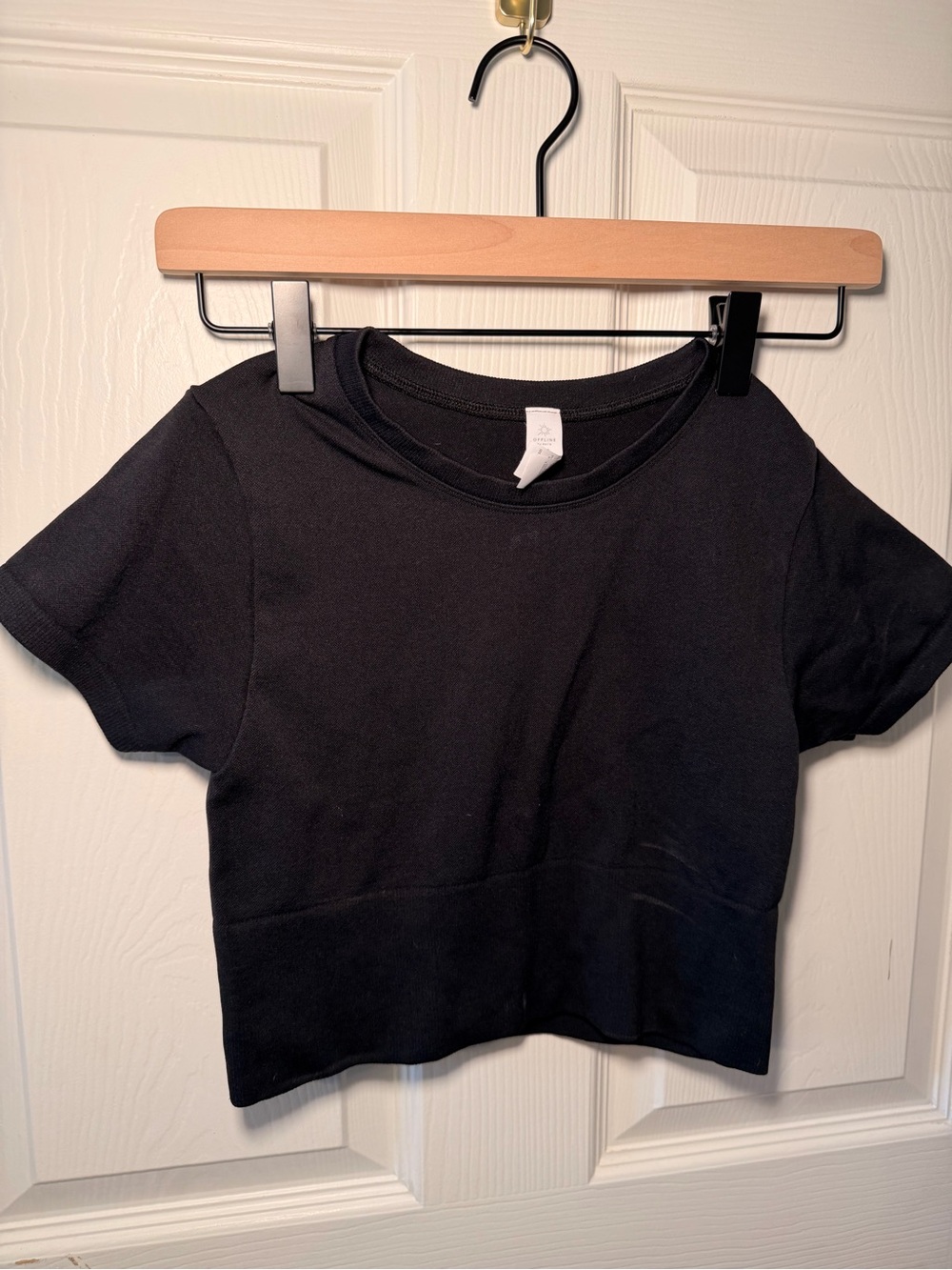 Black Women's XS Short Sleeve Fitted Crop Top - Classic Tee